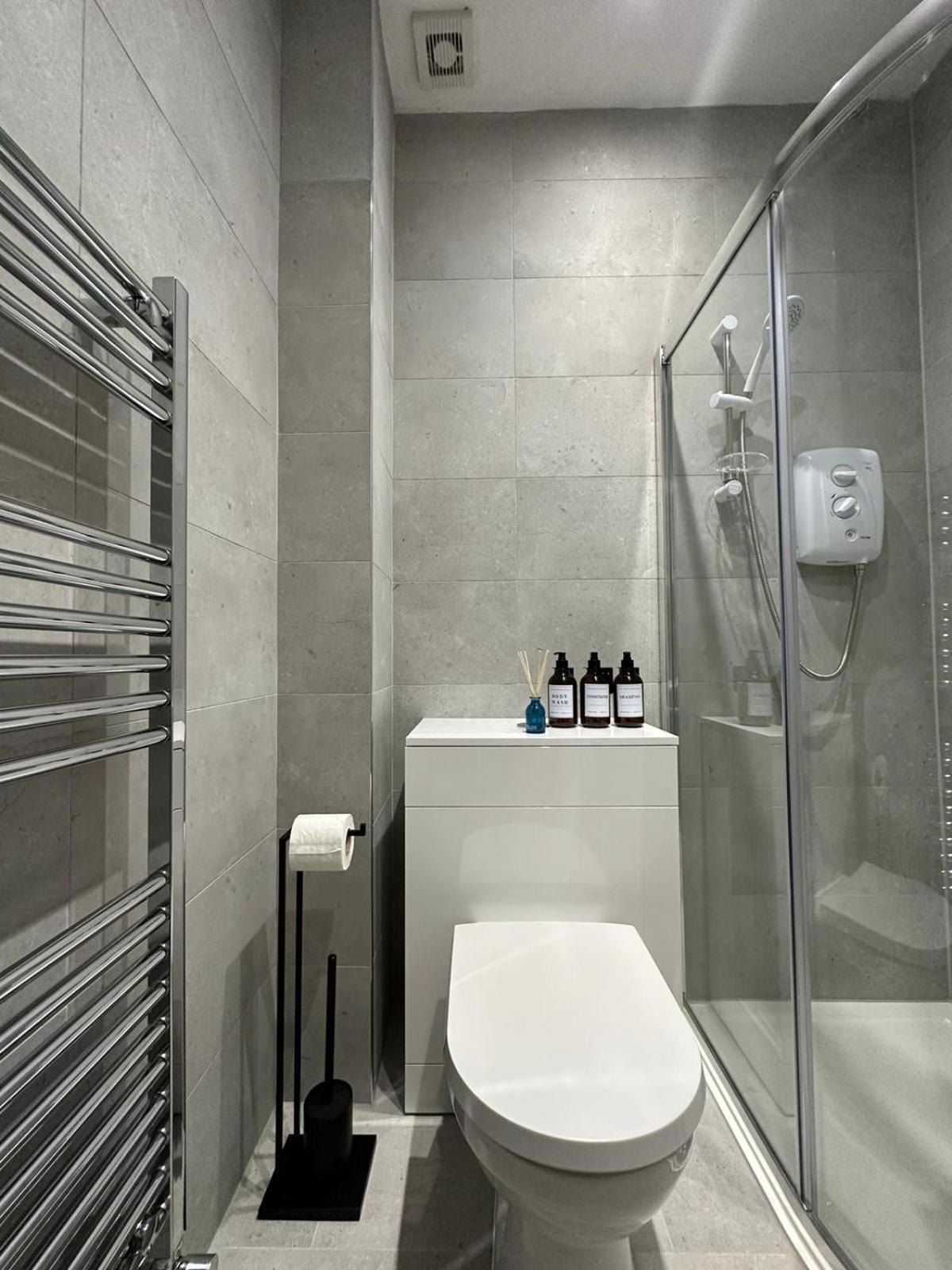Alban Suites St Albans ภายนอก รูปภาพ