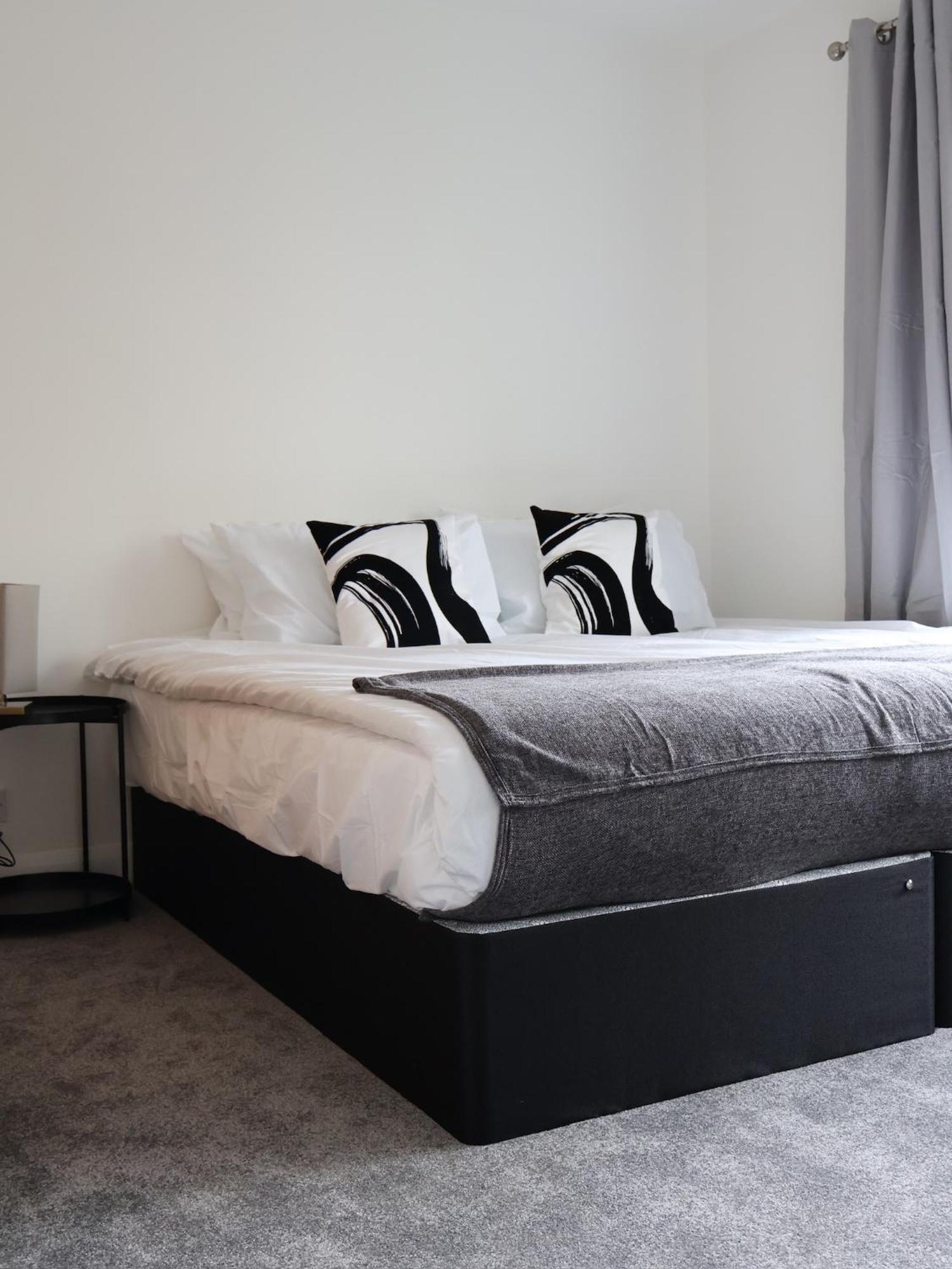 Alban Suites St Albans ภายนอก รูปภาพ